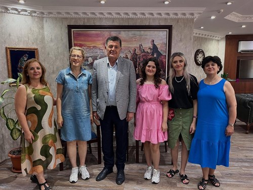 BAŞKAN YALÇINKAYA'YA ZİYARETLER